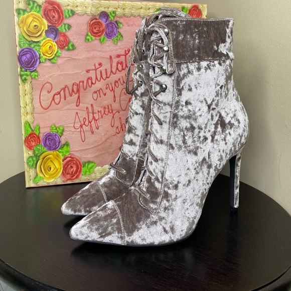 Jeffrey Campbell Elphaba Taupe Crushed Velvet Boot - Picture 3 of 10